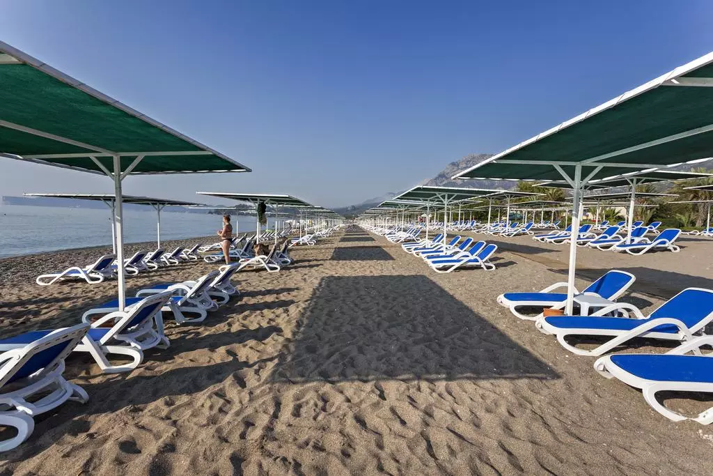 KARMIR RESORT